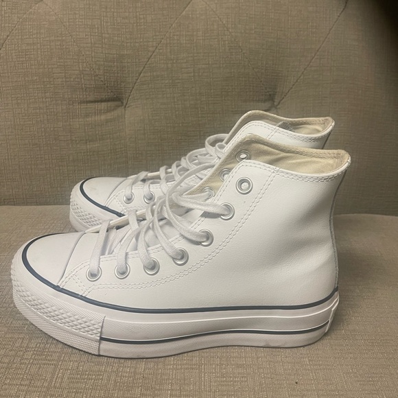 COPY - COPY - Platform Leather Converse - Picture 5 of 9